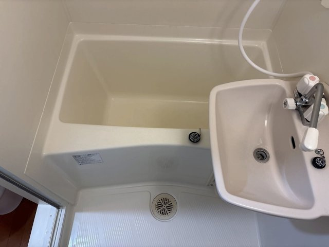 レオパレスＢｌｕｅｔｉｍｅｓの浴室