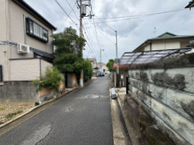日置荘北町１丁　新築一戸建の前面道路含む現地写真|現地見学当日から承っております♪現地周辺の環境や、駅までの道のりなど周辺環境も合わせてご確認いただき、ぜひご検討ください！