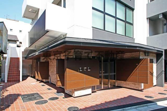 テルマエドムス根岸のエントランス