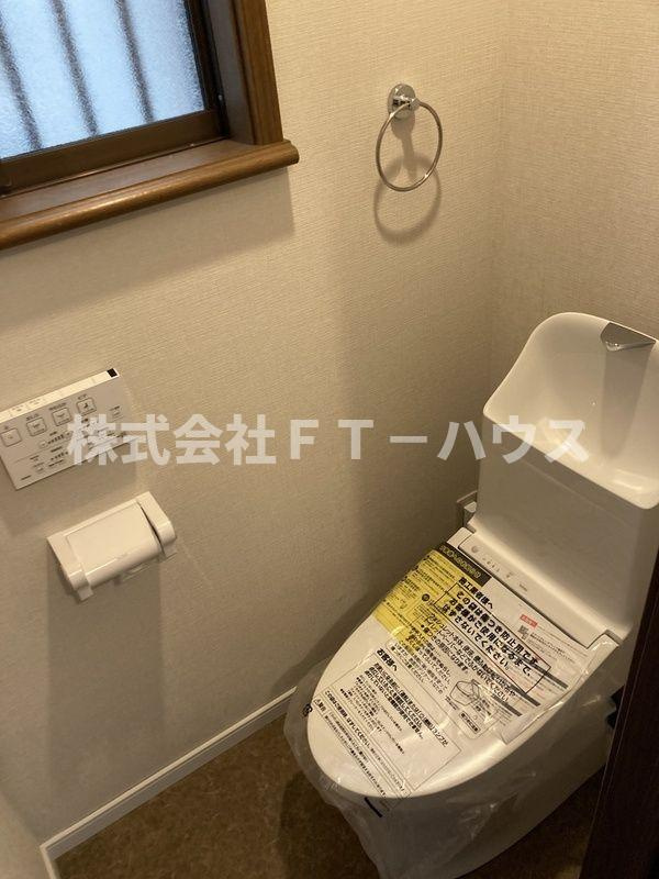 平田３丁目戸建のトイレ