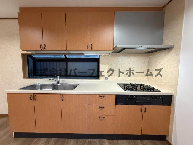 高槻市八幡町戸建　賃貸のキッチン|お料理しやすいキッチンです