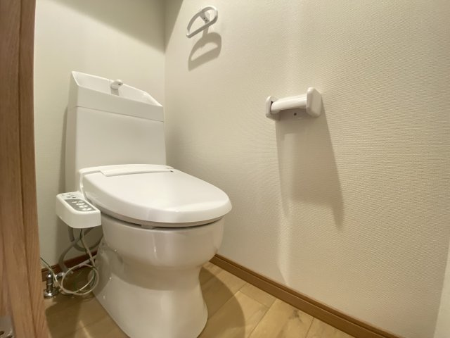 クレシアのトイレ