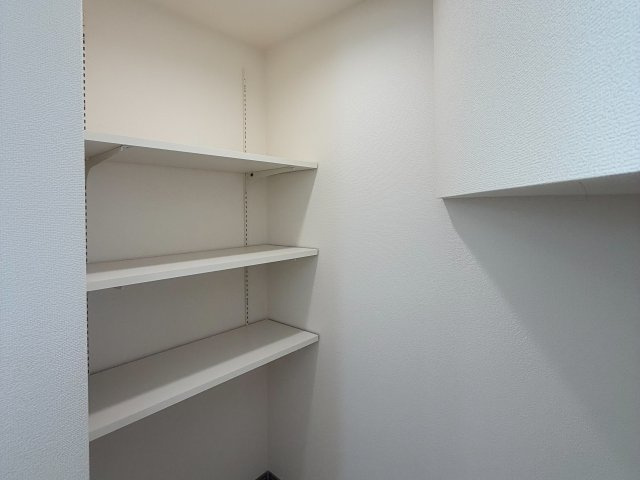 沼津市下香貫２０９２番の収納