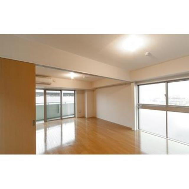 カーサ　フロラシオンの居間・リビング|※写真は同タイプ住戸です。