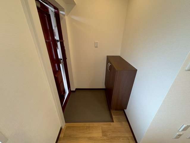 生駒市辻町の賃貸マンションの玄関