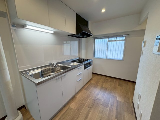生駒市辻町の賃貸マンションのキッチン