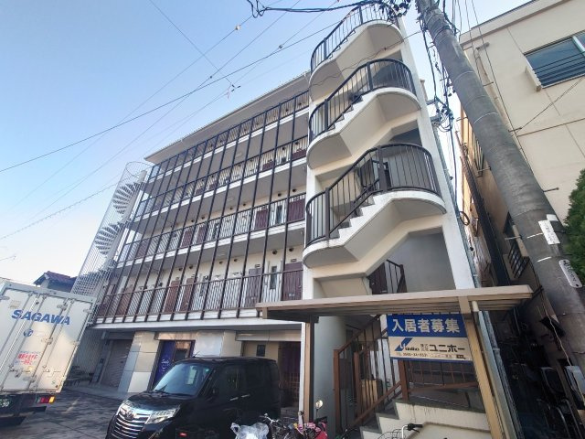 レジデンス元城の外観