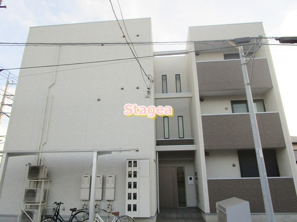 REGALEST蓮田の外観