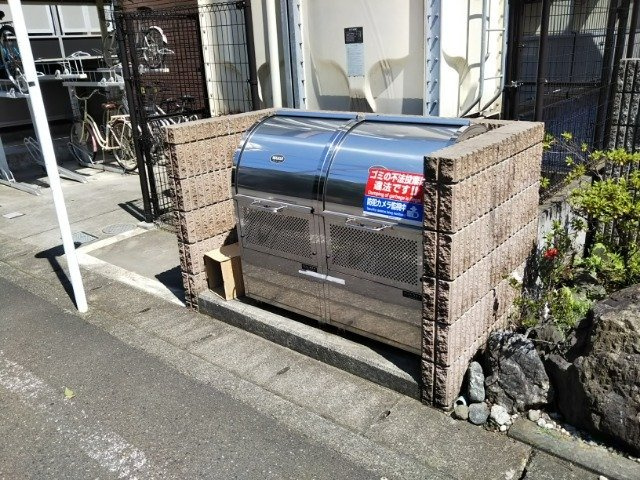 レオパレスＨＩＭＡＷＡＲＩのその他|ゴミ置場