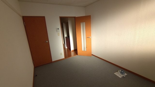 レオパレスＨＩＭＡＷＡＲＩの居間・リビング