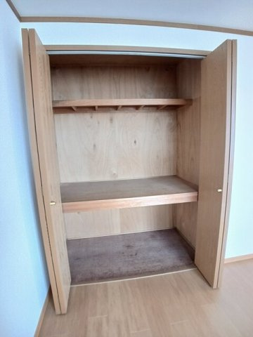 広瀬ガーデンハイツの収納