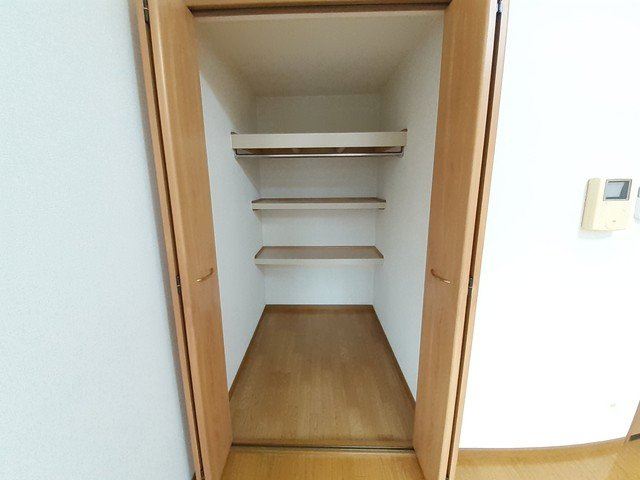 サンヒルズ壱番館の収納