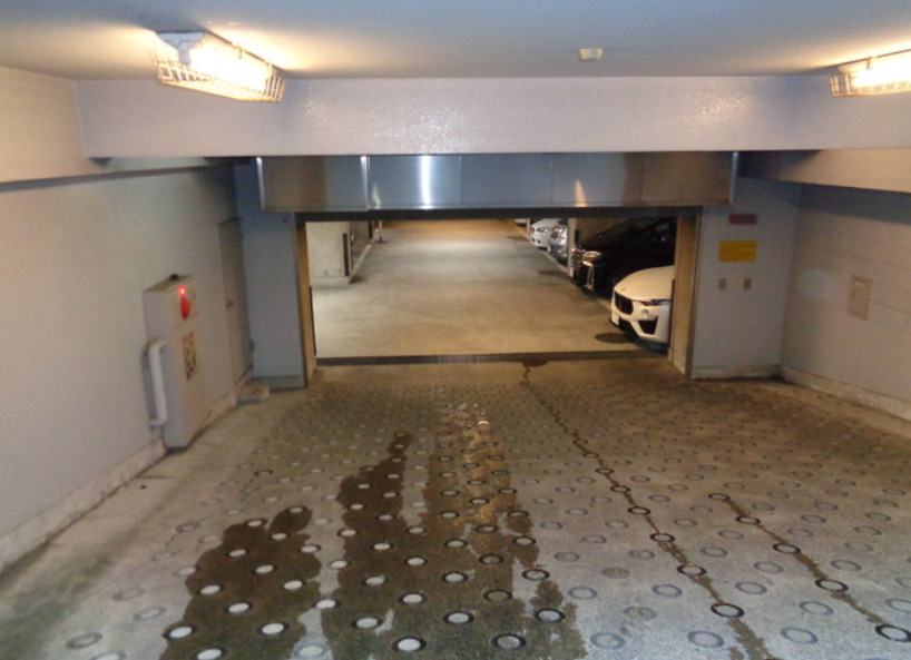 サンクレスト石神井公園の駐車場