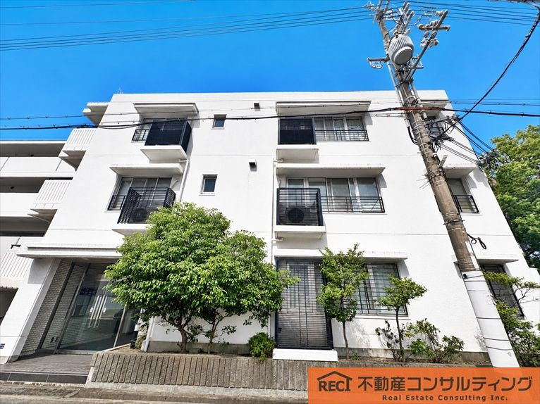 深江ロイヤルマンションの外観