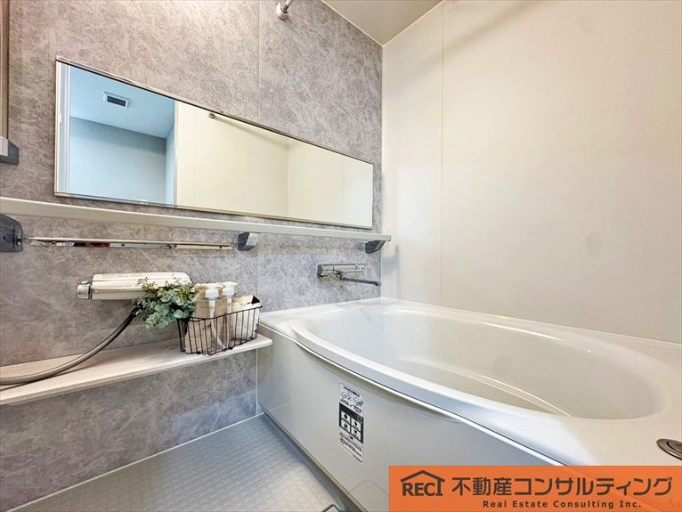深江ロイヤルマンションの浴室