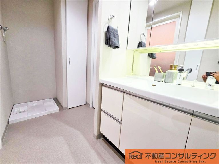 グレイスビュー六甲山手の独立洗面台
