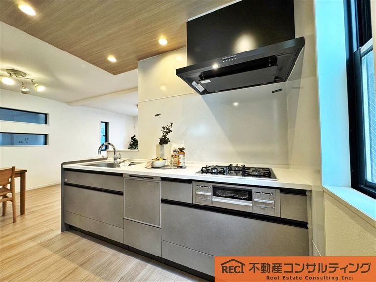神戸市灘区記田町1丁目　新築戸建のキッチン
