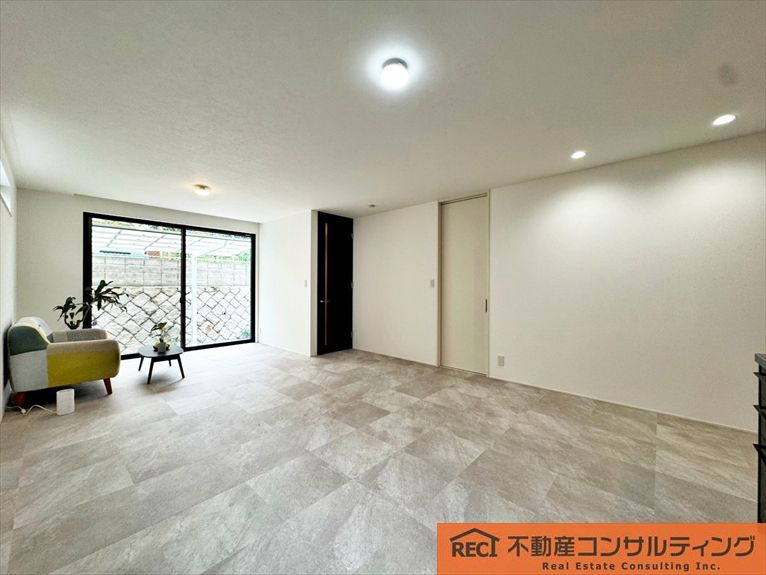 神戸市灘区鶴甲2丁目　中古戸建の内装