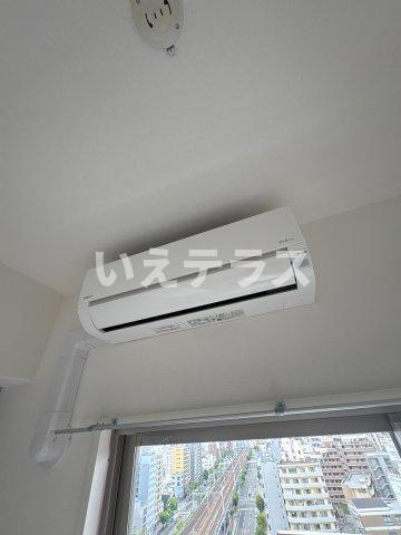 セレニテ元町アリエのエントランス