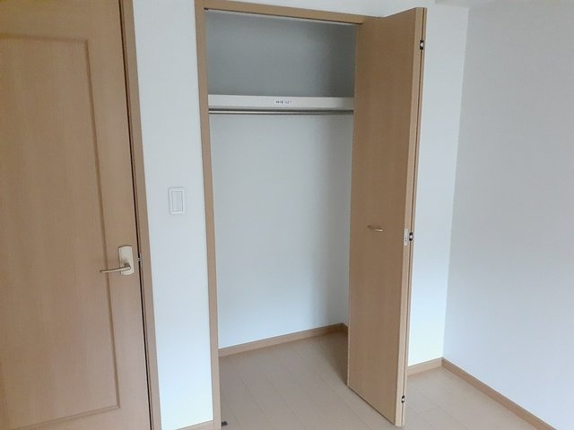 ヴェルサン・カメリア　Ⅱの収納|小物を収納するのに便利です