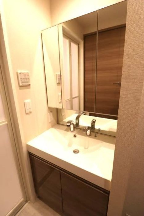 TEC Green Residenceの洗面所