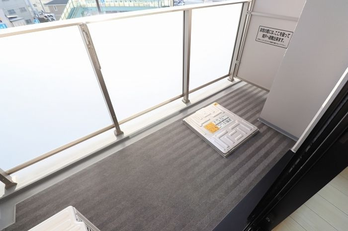 TEC Green Residenceのバルコニー
