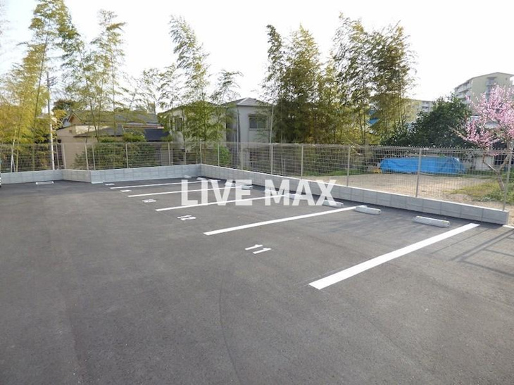 【駐車場】クレールメゾン向丘 