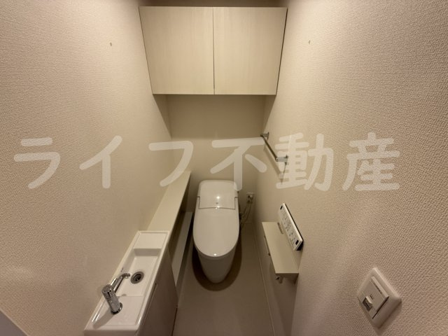 クラシスト東中本のトイレ|落ち着いたトイレです