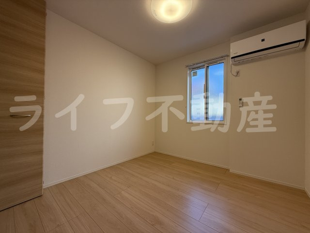クラシスト東中本の居間・リビング|ゆったり過ごせる居間です