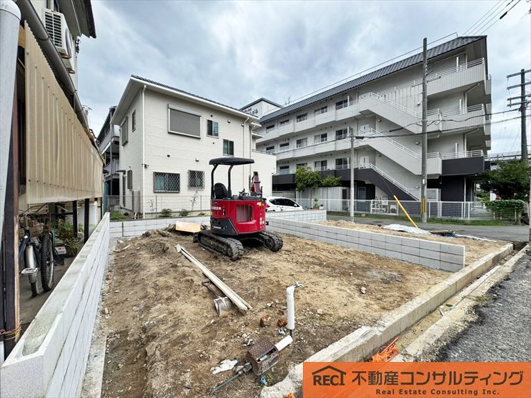 神戸市東灘区魚崎南町4丁目　新築戸建　1号棟の駐車場