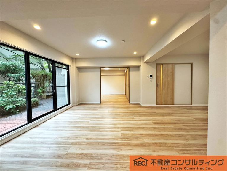 進和苦楽園アーバンライフB棟の洋室