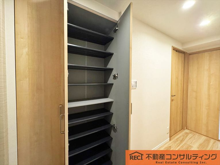 進和苦楽園アーバンライフB棟の収納
