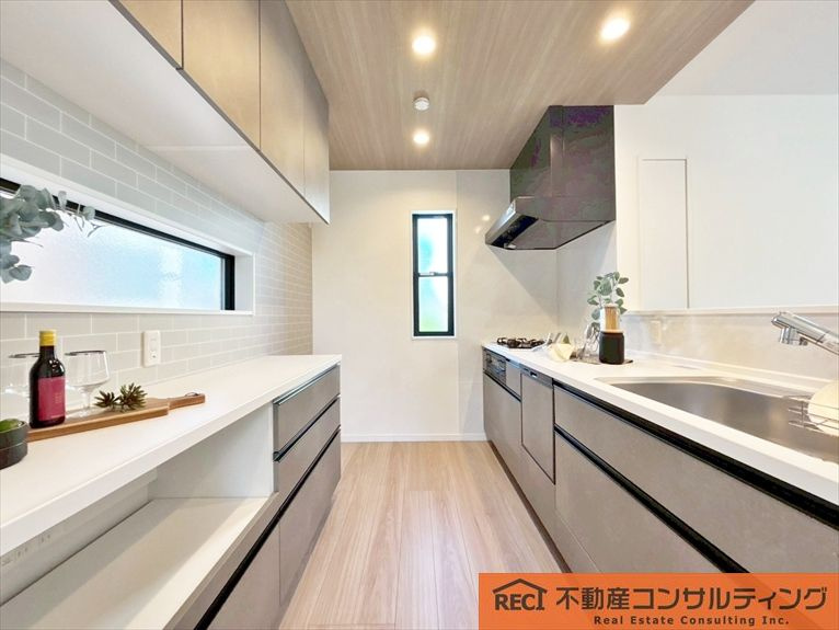 西宮市今津久寿川町　新築戸建のキッチン