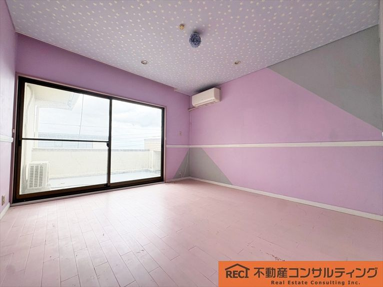 神戸市灘区篠原台　中古戸建の洋室