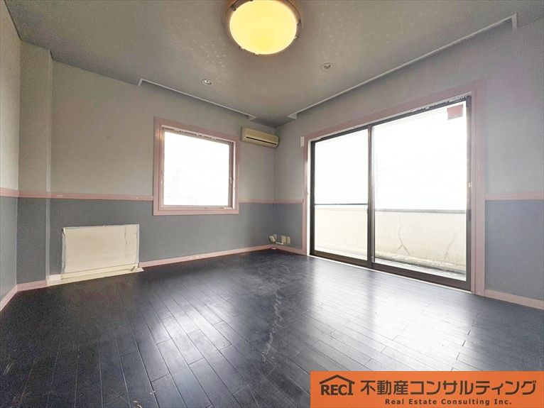 神戸市灘区篠原台　中古戸建の洋室