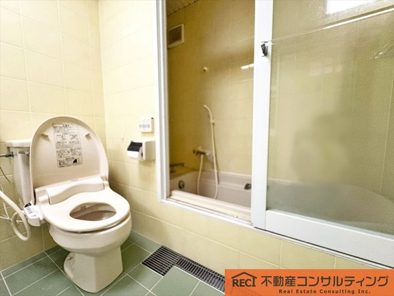 神戸市灘区篠原台　中古戸建のトイレ