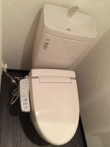 クレヴィスタ板橋桜川のトイレ|清潔感のあるトイレです