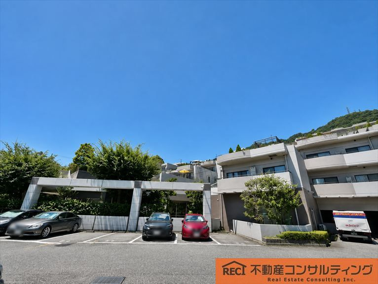 ジオ六甲山手の外観