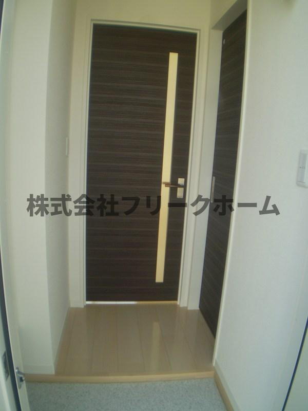 ヴィラ・リベルテⅡの玄関