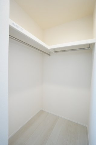 リーブルファイン新舞子第4　3号棟の収納|たっぷり収納可能なクローゼット