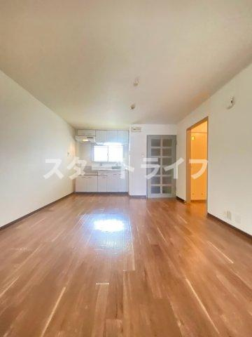 大阪市淀川区加島３丁目の賃貸マンションの居間・リビング