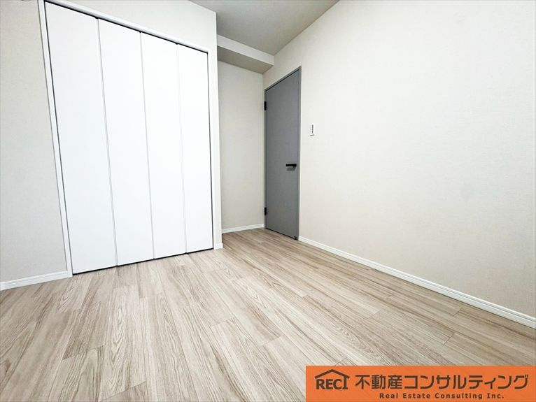 コスモハイツ六甲道の洋室