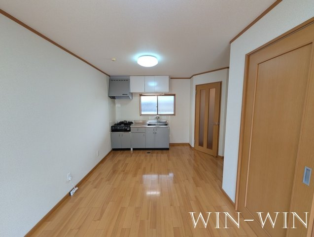 ハイツ禎紫園 Bの居間・リビング|イメージ（同建物内別部屋の写真です）