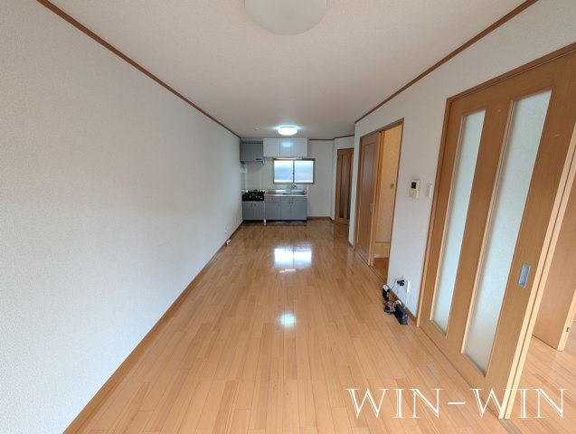 ハイツ禎紫園 Bの居間・リビング|イメージ（同建物内別部屋の写真です）
