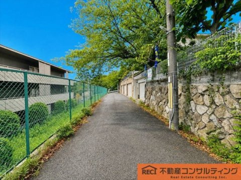 神戸市灘区篠原伯母野山町3丁目　中古戸建の周辺