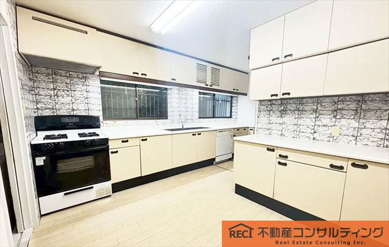 神戸市灘区篠原伯母野山町3丁目　中古戸建のキッチン