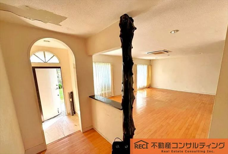 神戸市灘区篠原伯母野山町3丁目　中古戸建の洋室