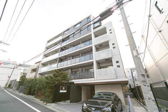 ライズ代々木Ⅲの外観