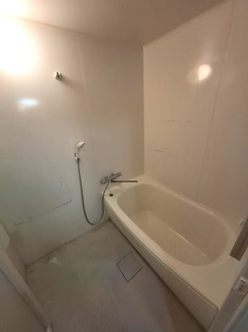 台東区池之端２丁目の賃貸マンション