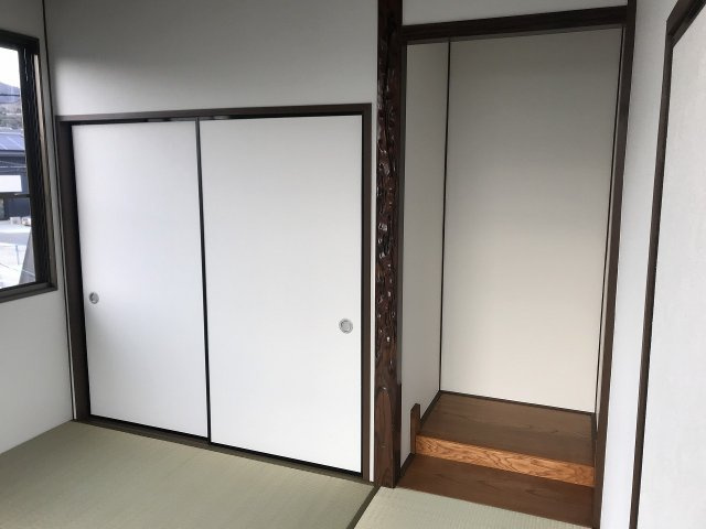二ノ井手貸家の収納